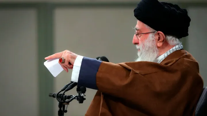Iran : montée des tensions et incitations à la violence dans le discours du régime
